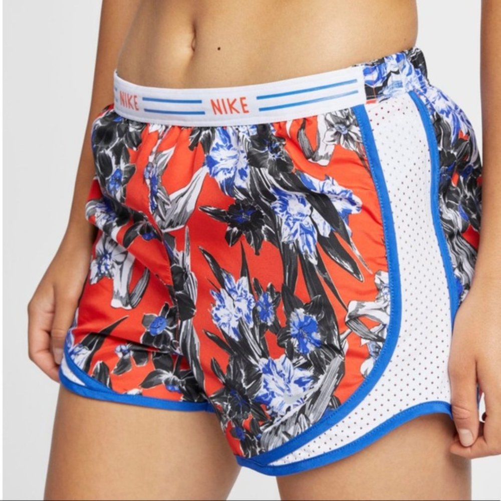 Nike Hyper Femme  Floral Tempo Running Shorts Size S